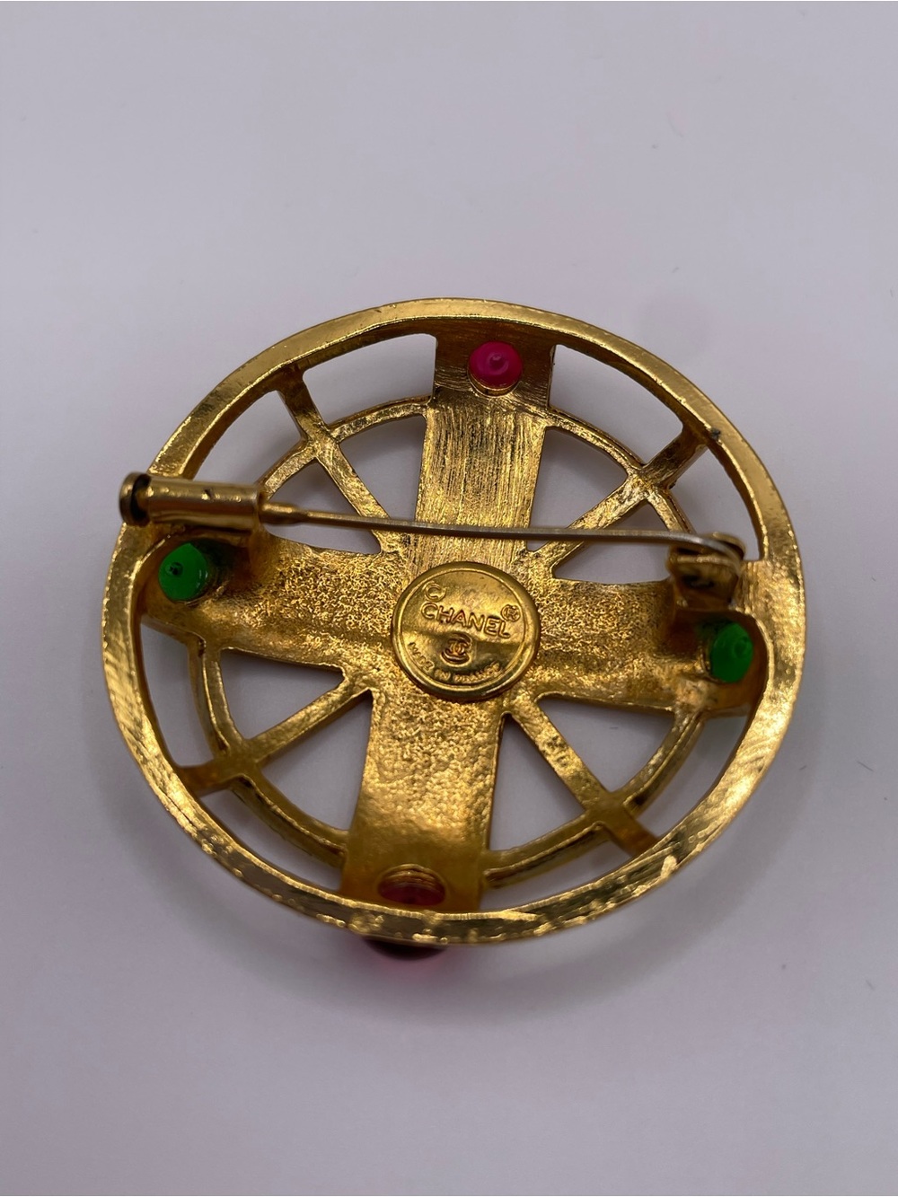 CHANEL Gold-Tone Round Logo Pin with Red & Green Cabochons - Picture 2 of 2